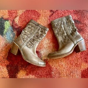 Rare Frye Boots